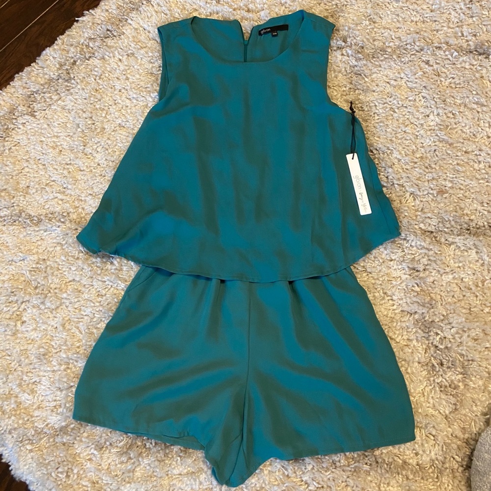 Gibson Living in Yellow Dahlia Sleeveless Romper